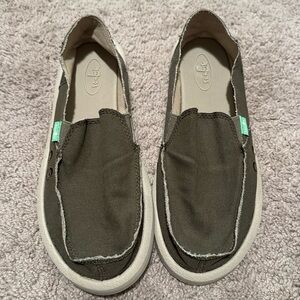 Sanuk slip on shoes NWOT